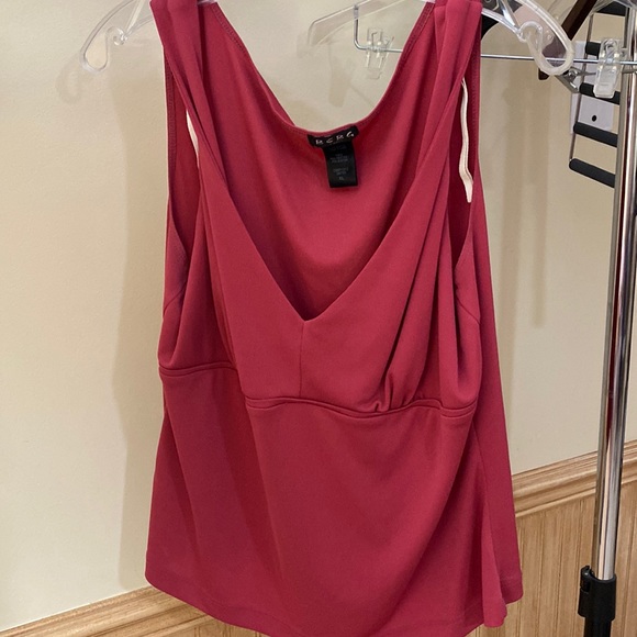 BCBG tank top - Picture 1 of 3